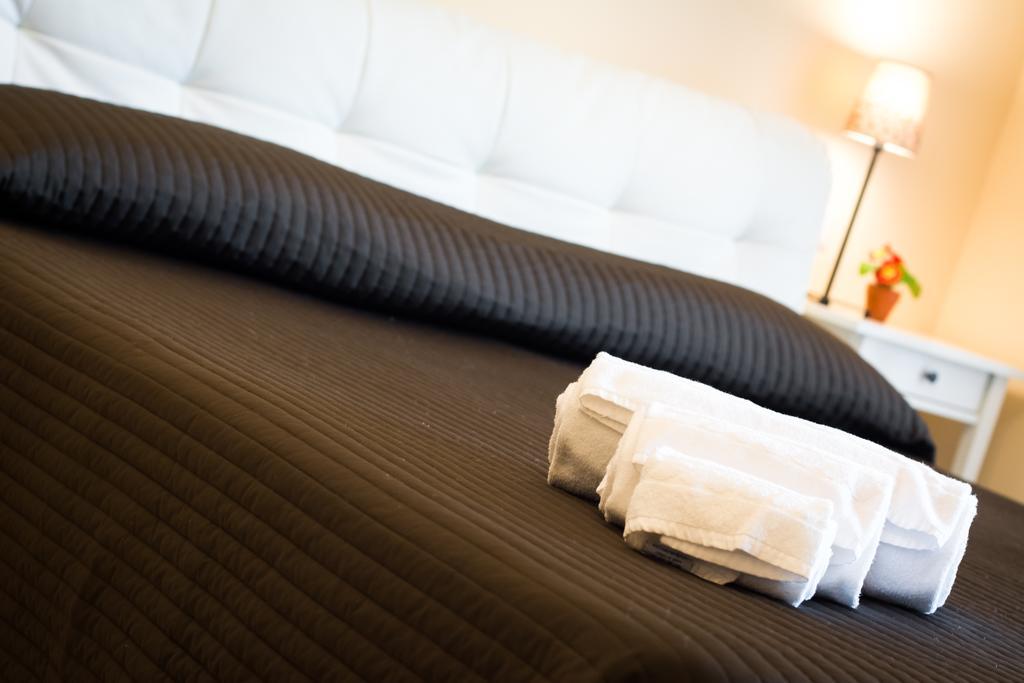 House Gregorio Apartment โรม ภายนอก รูปภาพ