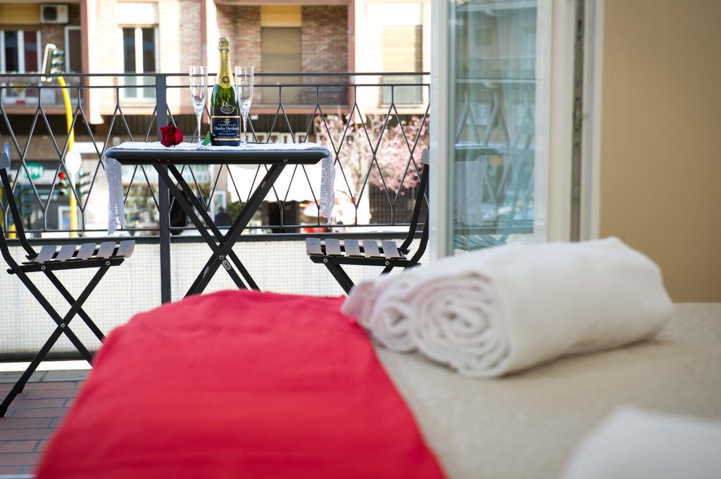 House Gregorio Apartment โรม ภายนอก รูปภาพ