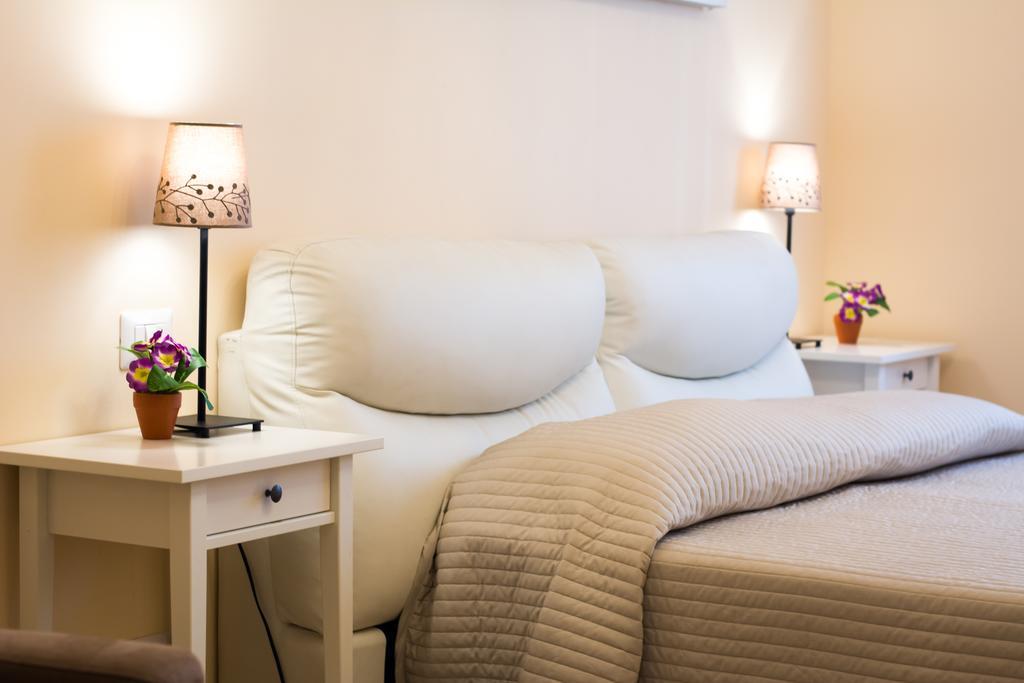 House Gregorio Apartment โรม ภายนอก รูปภาพ