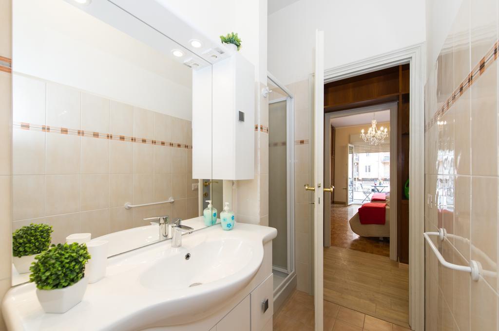 House Gregorio Apartment โรม ภายนอก รูปภาพ