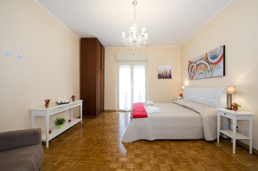 House Gregorio Apartment โรม ภายนอก รูปภาพ