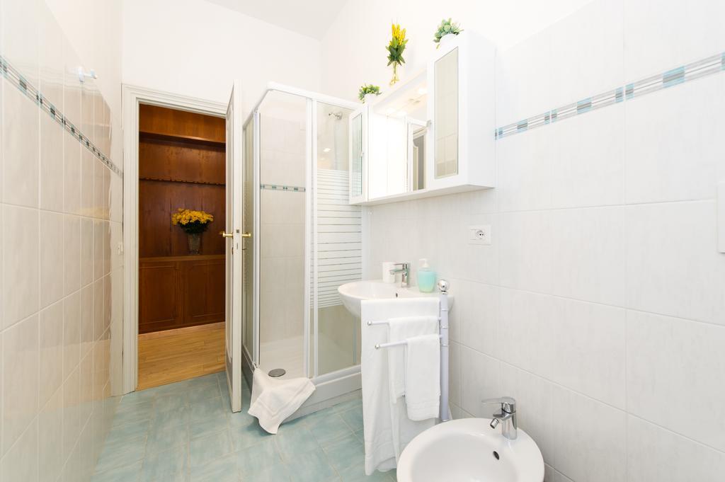 House Gregorio Apartment โรม ภายนอก รูปภาพ