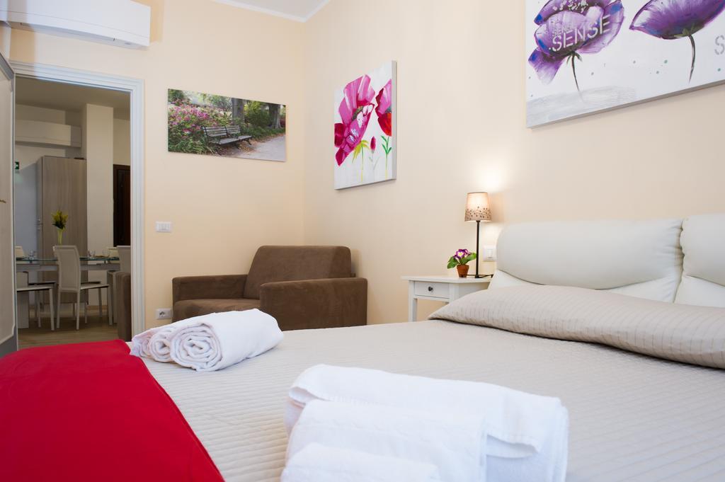 House Gregorio Apartment โรม ภายนอก รูปภาพ